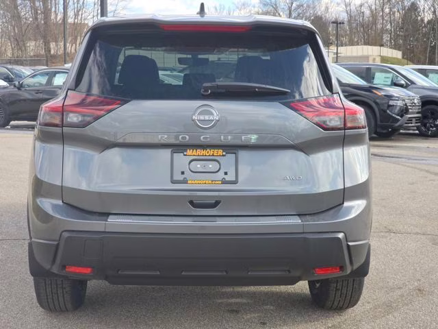 2026 Gun Metallic Nissan Rogue SV AWD SUV