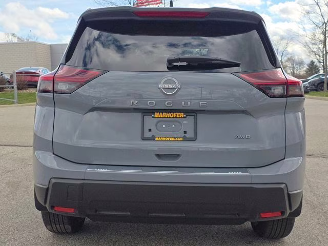 2026 Boulder Gray Pearl Nissan Rogue SV AWD SUV