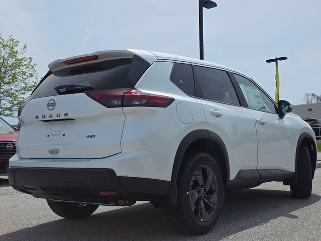 2026 Everest White Pearl Tricoat Nissan Rogue SV AWD SUV