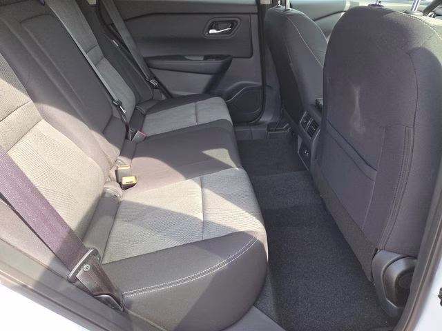 2026 Everest White Pearl Tricoat Nissan Rogue SV AWD SUV