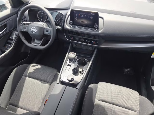 2026 Everest White Pearl Tricoat Nissan Rogue SV AWD SUV