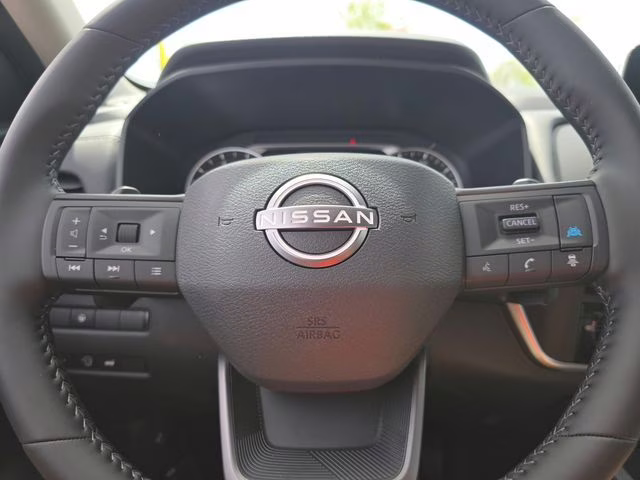 2026 Everest White Pearl Tricoat Nissan Rogue SV AWD SUV