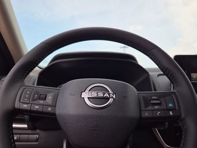 2026 Everest White Pearl Tricoat Nissan Rogue SV AWD SUV