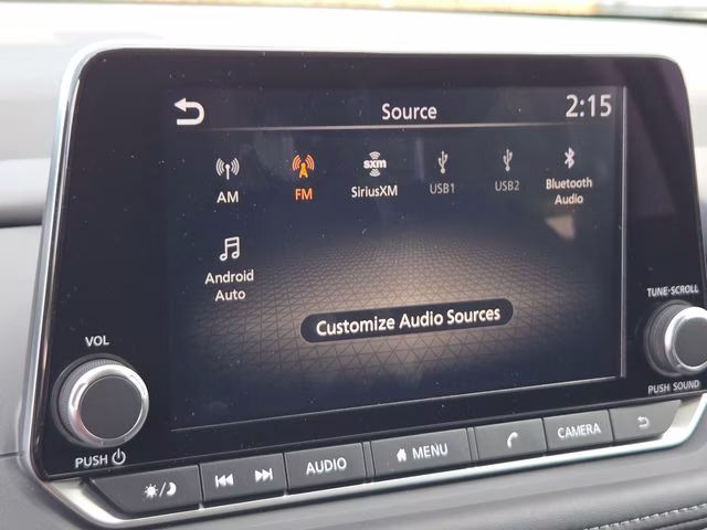 2026 Everest White Pearl Tricoat Nissan Rogue SV AWD SUV