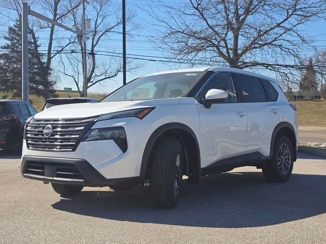 2026 Everest White Pearl Tricoat Nissan Rogue SV AWD SUV