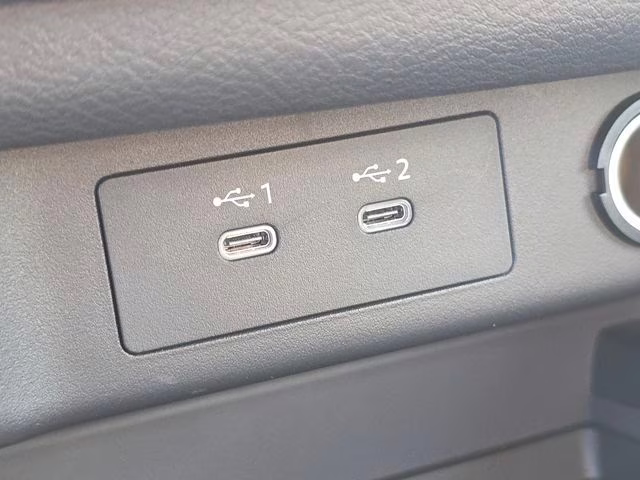 2026 Everest White Pearl Tricoat Nissan Rogue SV AWD SUV