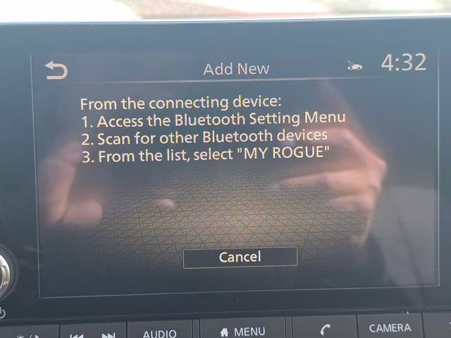 2026 Everest White Pearl Tricoat Nissan Rogue SV AWD SUV
