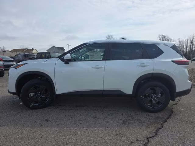 2026 Everest White Pearl Tricoat Nissan Rogue SV AWD SUV