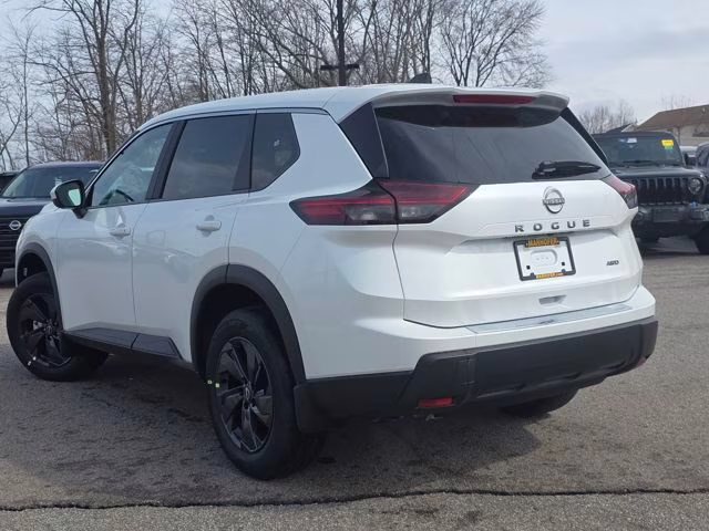 2026 Everest White Pearl Tricoat Nissan Rogue SV AWD SUV