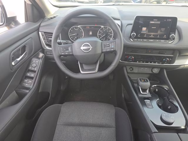 2026 Everest White Pearl Tricoat Nissan Rogue SV AWD SUV