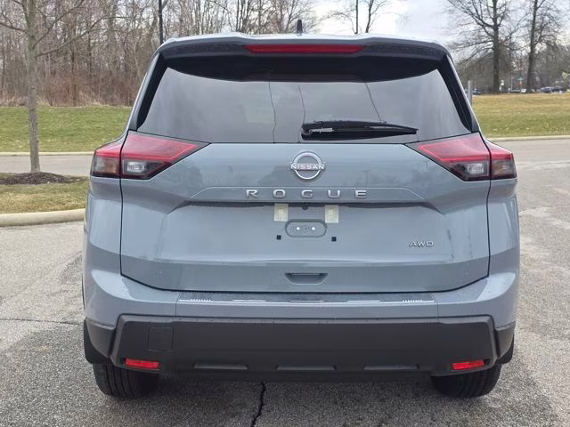 2026 Boulder Gray Pearl Nissan Rogue SV AWD SUV