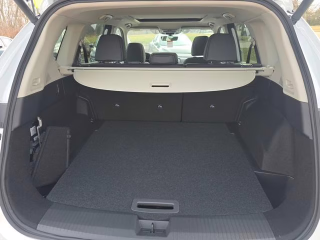 2026 Everest White Pearl Tricoat Nissan Rogue Dark Armor AWD SUV