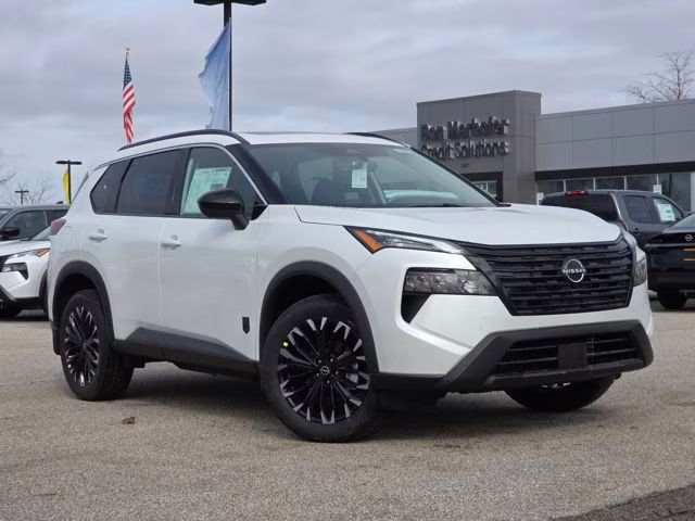 2026 Everest White Pearl Tricoat Nissan Rogue Dark Armor AWD SUV