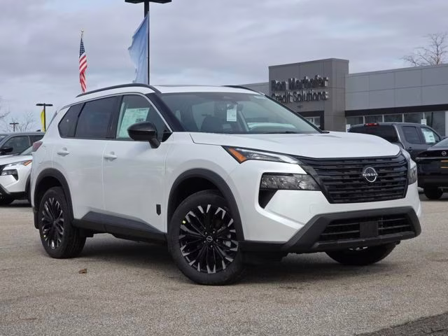 2026 Everest White Pearl Tricoat Nissan Rogue Dark Armor AWD SUV