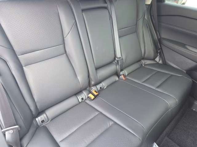 2026 Everest White Pearl Tricoat Nissan Rogue Dark Armor AWD SUV
