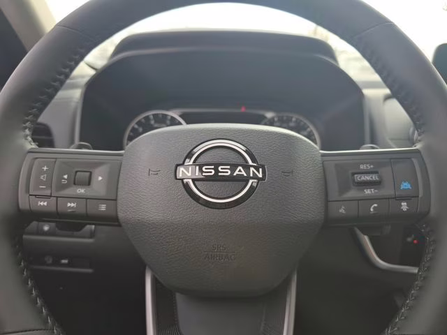 2026 Everest White Pearl Tricoat Nissan Rogue Dark Armor AWD SUV