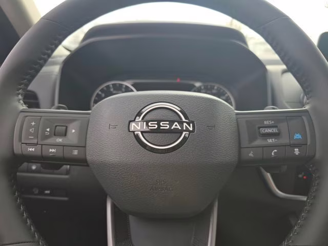2026 Everest White Pearl Tricoat Nissan Rogue Dark Armor AWD SUV