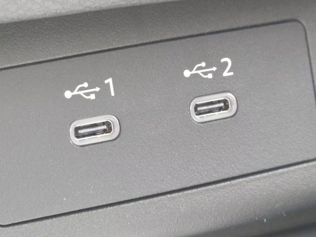 2026 Everest White Pearl Tricoat Nissan Rogue Dark Armor AWD SUV