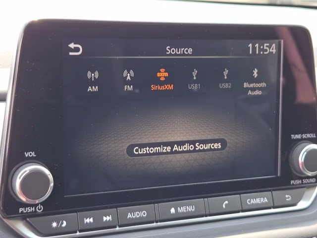 2026 Everest White Pearl Tricoat Nissan Rogue Dark Armor AWD SUV