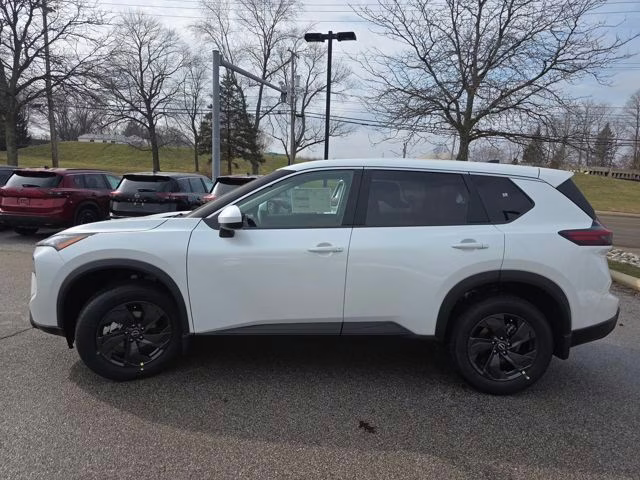 2026 Everest White Pearl Tricoat Nissan Rogue SV AWD SUV