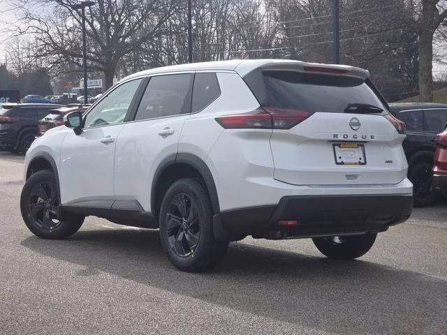 2026 Everest White Pearl Tricoat Nissan Rogue SV AWD SUV