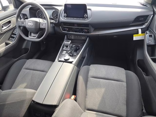 2026 Everest White Pearl Tricoat Nissan Rogue SV AWD SUV