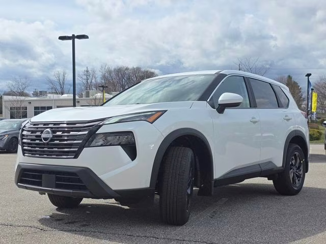 2026 Everest White Pearl Tricoat Nissan Rogue SV AWD SUV