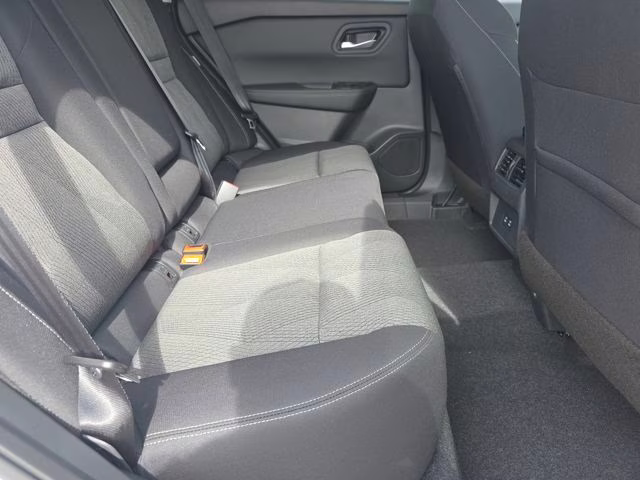 2026 Everest White Pearl Tricoat Nissan Rogue SV AWD SUV