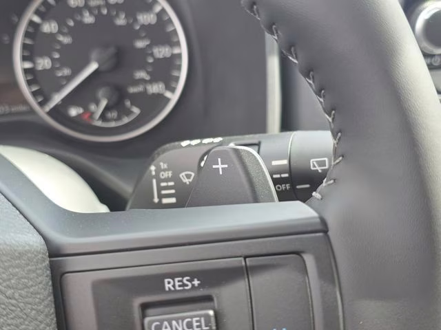 2026 Everest White Pearl Tricoat Nissan Rogue SV AWD SUV