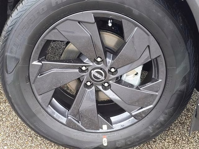 2026 Gun Metallic Nissan Rogue SV AWD SUV