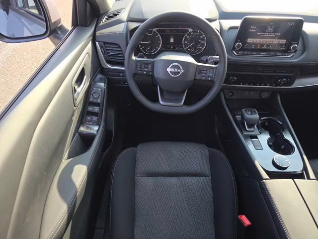 2026 Boulder Gray Pearl Nissan Rogue SV AWD SUV