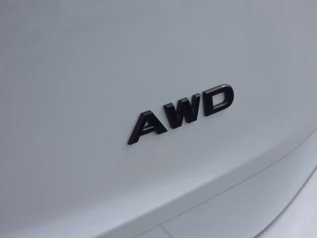 2026 Everest White Pearl Tricoat Nissan Rogue Dark Armor AWD SUV