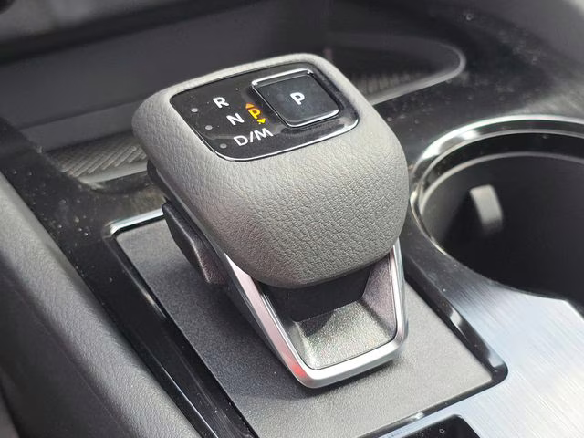 2026 Everest White Pearl Tricoat Nissan Rogue Dark Armor AWD SUV