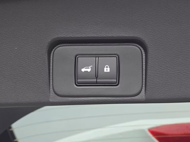 2026 Everest White Pearl Tricoat Nissan Rogue Dark Armor AWD SUV