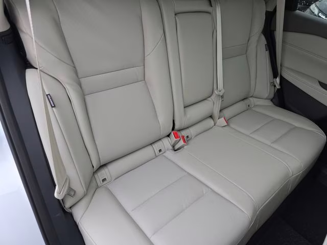 2026 Everest White Pearl Tricoat Nissan Rogue Dark Armor AWD SUV