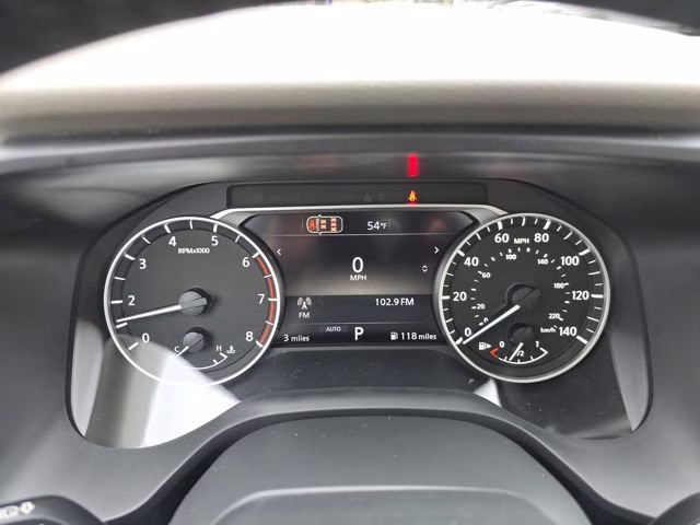 2026 Everest White Pearl Tricoat Nissan Rogue Dark Armor AWD SUV