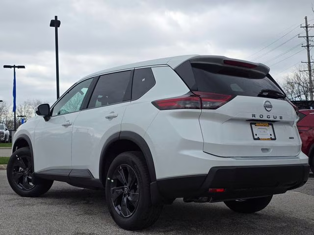 2026 Everest White Pearl Tricoat Nissan Rogue SV AWD SUV