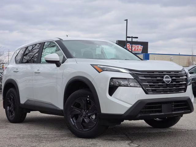 2026 Everest White Pearl Tricoat Nissan Rogue SV AWD SUV