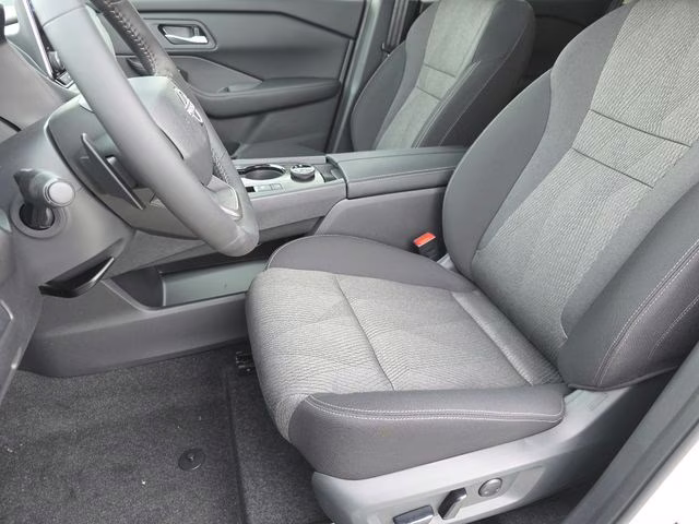 2026 Everest White Pearl Tricoat Nissan Rogue SV AWD SUV