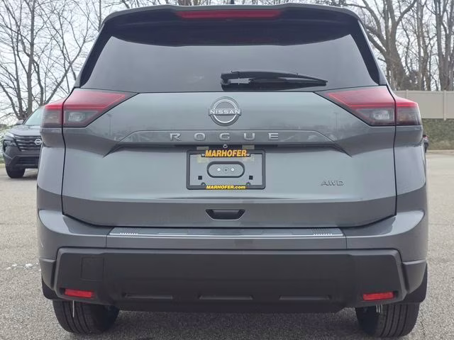 2026 Gun Metallic Nissan Rogue SV AWD SUV