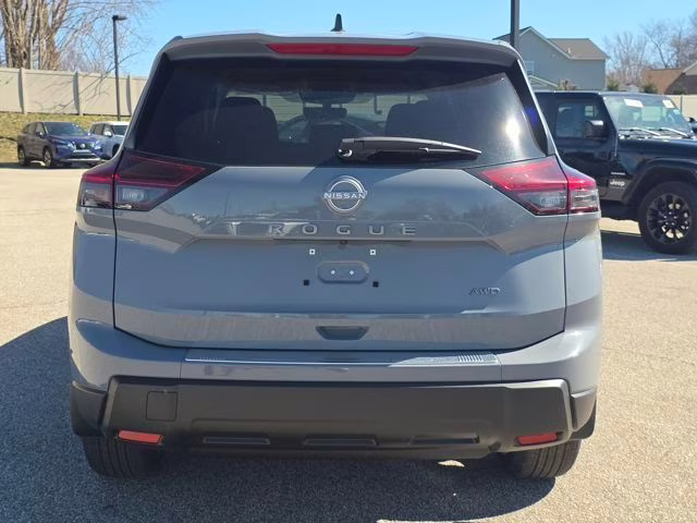 2026 Boulder Gray Pearl Nissan Rogue SV AWD SUV