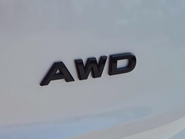 2026 Everest White Pearl Tricoat Nissan Rogue Dark Armor AWD SUV