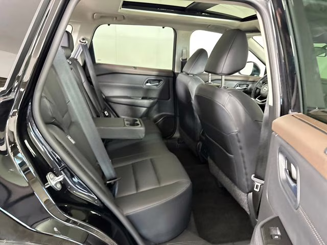 2023 Super Black Nissan Rogue SV AWD SUV