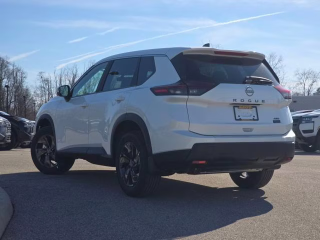 2026 Everest White Pearl Tricoat Nissan Rogue SV AWD SUV