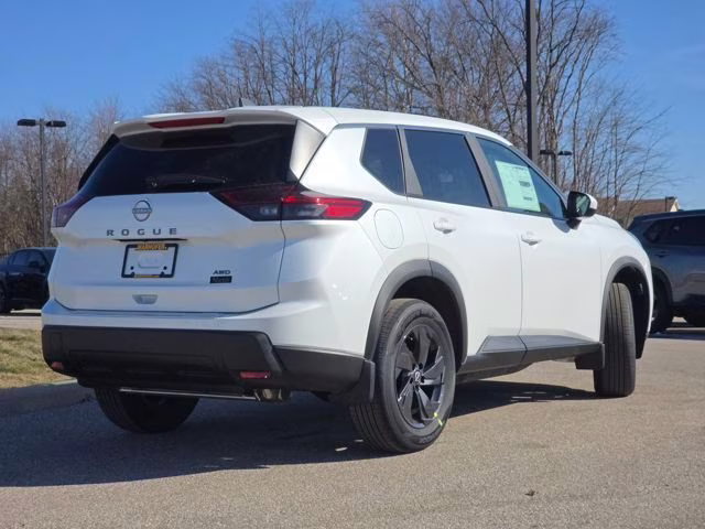 2026 Everest White Pearl Tricoat Nissan Rogue SV AWD SUV