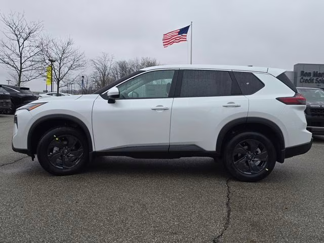 2026 Everest White Pearl Tricoat Nissan Rogue SV AWD SUV