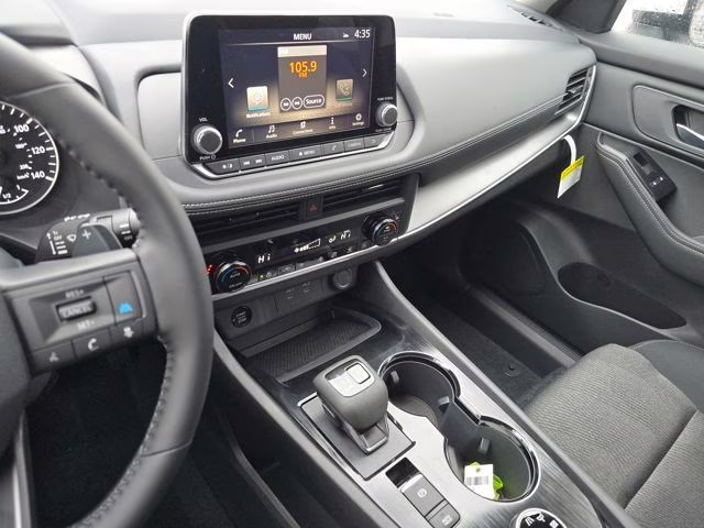 2026 Everest White Pearl Tricoat Nissan Rogue SV AWD SUV