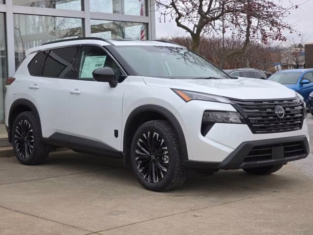 2026 Everest White Pearl Tricoat Nissan Rogue Dark Armor AWD SUV