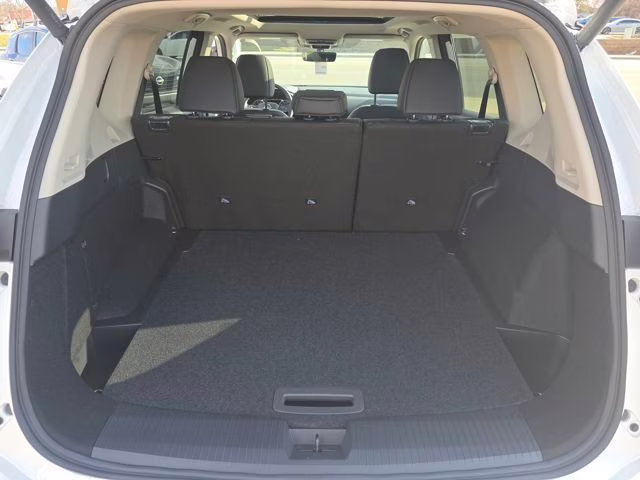 2026 Everest White Pearl Tricoat Nissan Rogue Dark Armor AWD SUV