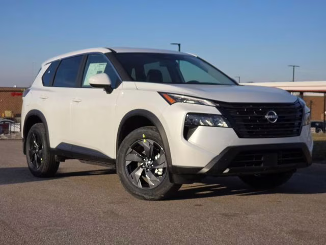 2026 Everest White Pearl Tricoat Nissan Rogue SV AWD SUV
